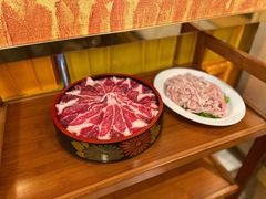 手切本地肥牛-胡须佬鸡煲四季火锅店(石厦西村直营店)