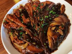 红烧划水下巴-三林本帮馆(中林街店)