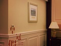 -深圳富苑皇冠假日套房酒店