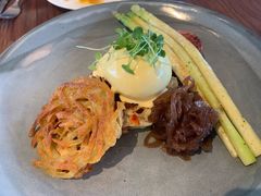 -ROAST coffee & eatery