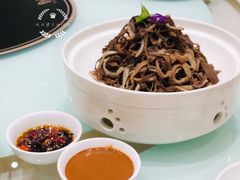 -皇城根·烤鸭·鱼头·家常菜(欧亚大观乐活城店)