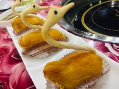 金牌天鹅榴莲酥-桃源尚品海鲜酒楼(京港澳高速店)