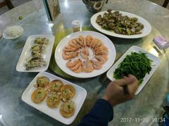 -四川小胡子海鲜(丁村万人海鲜广场店)