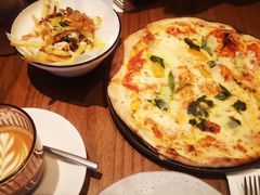 -MOMENTI手工意面(晶耀前滩店)