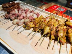 -绿地三只羊羊肉串(万科店)
