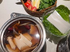 -一叶一世界•素食餐厅(环球中心店)