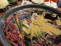 -重庆下半城老火锅(糖酒公司店)