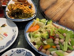 -老渔翁炖鱼坊(黄海西路东山店)