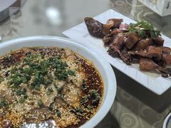 -聚八方土菜馆(余松路店)