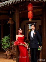 点击看大图 -第一夫人婚纱摄影(南京店)