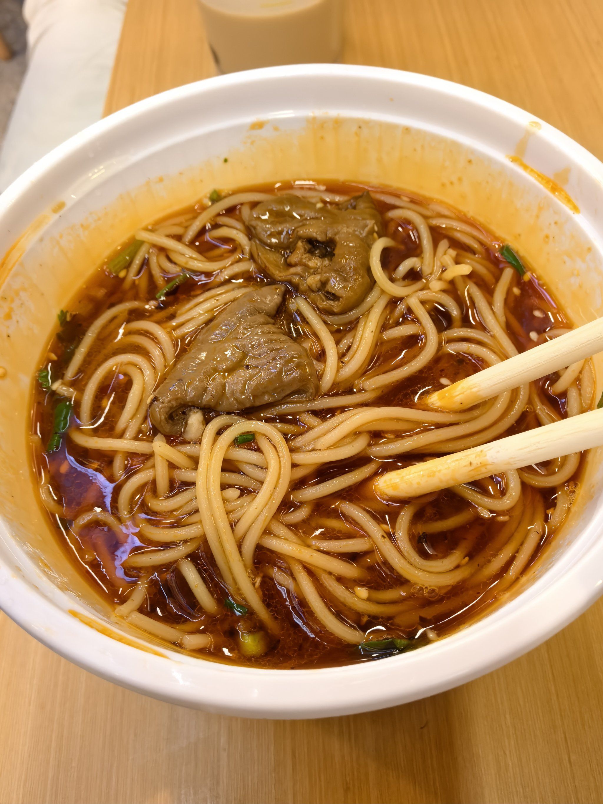 不可抗拒的麻辣肥肠面