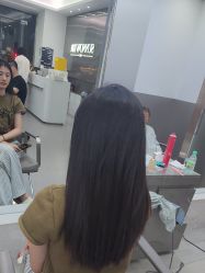 -首脑美发沙龙