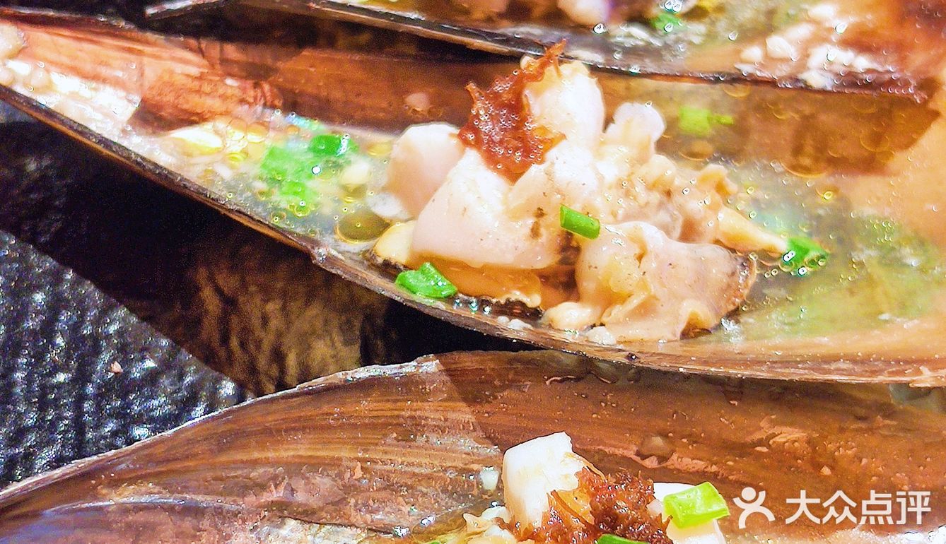 海鲜烧烤，现捞现烤，就在五羊‼️ 