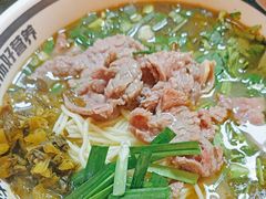 -霸舌生滚牛肉米粉(天生街道店)