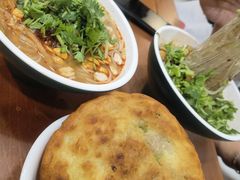猪肉锅盔-顺华粉馆(桃园南路店)