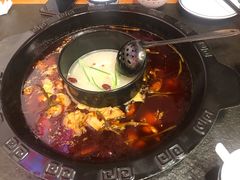 -重庆烧鸡公火锅(簋街店)