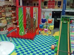 -蒙特利亲子乐园