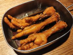 弄堂里的卤鸡爪-弄堂里·寻味杭州(湖滨银泰in77C区店)