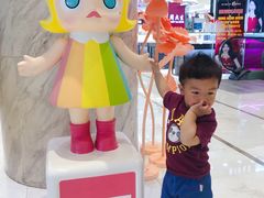 -资和信百货商场