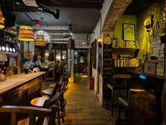 -城墙外BAR