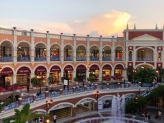 -佛罗伦萨小镇广佛名品奥特莱斯(疏港路店)