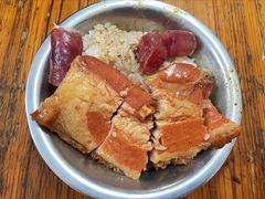 -梁阿婆廿年老牌扣肉糯米饭