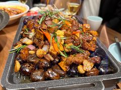 -有红鸡毛店·川菜(建设路店)