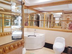 -南洋长胜酒店(广州东站天平架地铁站店)