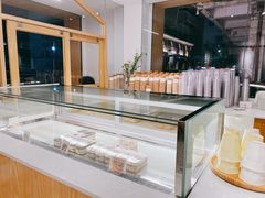 面包甜点陈列柜-Cafe on warm(丹霞店)