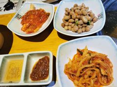 -唯成•韩国炭火烤肉 유성고기