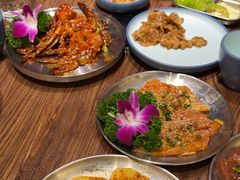 -明洞阿姨·韩式酱蟹烤肉·创意料理(三元桥店)