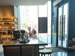 -星巴克臻选(上海长风大悦城店)