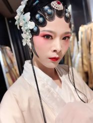 点击看大图 -盘子女人坊古装写真摄影(深圳店)