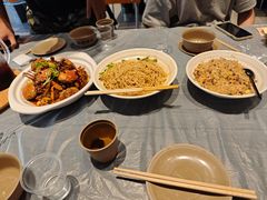 -肥肥虾庄·金牌油焖大虾(杨园滨江时代walk店)