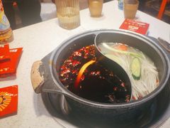 -钢管厂五区小郡肝串串香(蜀都万达店)