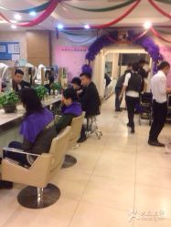 点击看大图 丽锦美容美发(田村店)-LJOY丽锦造型·烫发染发
