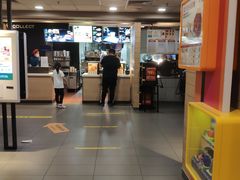-麦当劳(南磨房店)