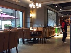 大堂-易老头三样菜(南滨路总店)