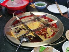 -周师兄大刀腰片火锅(洪崖洞旗舰店)