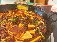 -鸿顺老铁锅美蛙鱼府(解放碑店)
