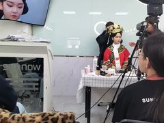 -首脑美容美发化妆美甲培训学校(龙岗校区)