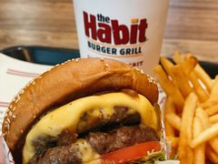 火烤双层牛肉特堡-The Habit Burger Grill 哈比特汉堡(世博店)