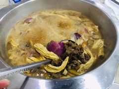 -美兰春记食店·龙舌坡红烧牛肉