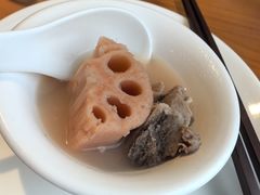 洪湖莲藕排骨汤-莲餐厅·湖北菜·潜江小龙虾店(愚园路店)
