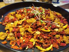 -爱啤精酿·民谣酒馆(滨江店)