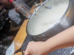 -洪氏嗨捞·广东猪肚鸡·椰子鸡火锅(西咸万象城店)