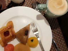 -上海漕河泾万丽酒店