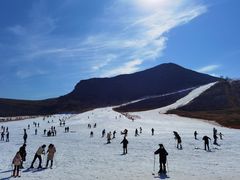 -玉龙湾滑雪场