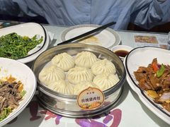 传统猪肉包子-狗不理(贵宾楼店)