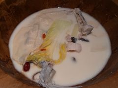 -云荷里·蒸汽石锅鱼·云南菜(中发百旺店)